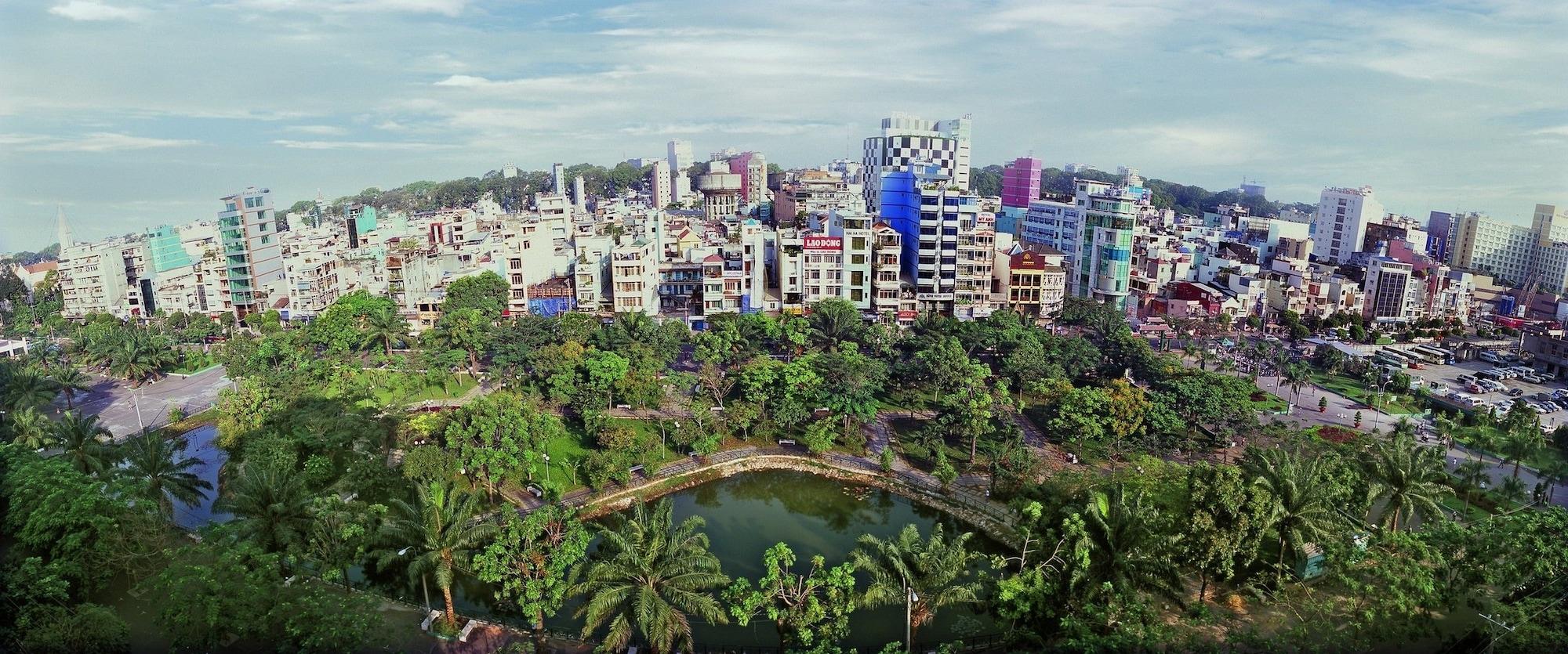 โรงแรมอิเลียส โฮจิมินห์ซิตี้ ภายนอก รูปภาพ
